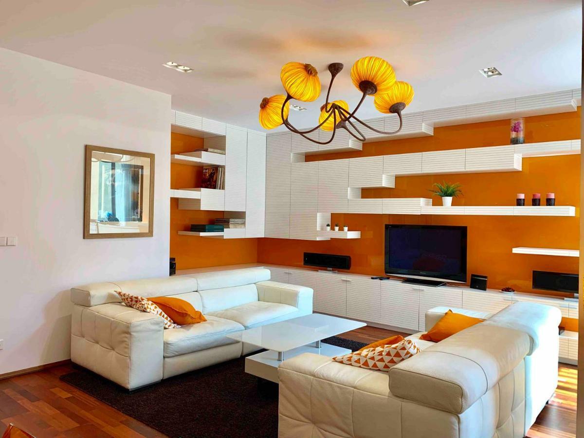 Luxury Apartment In The Center Of براغ المظهر الخارجي الصورة