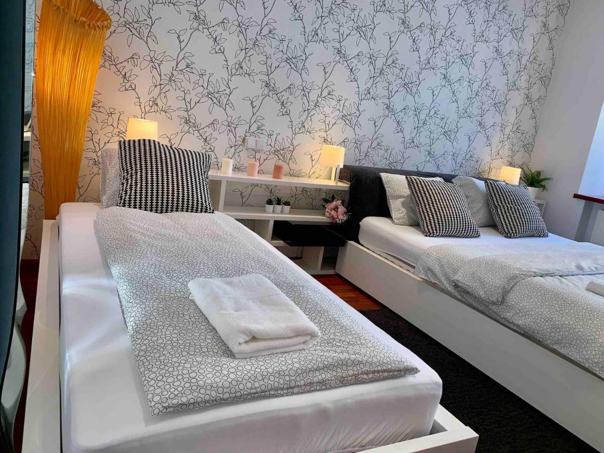 Luxury Apartment In The Center Of براغ المظهر الخارجي الصورة