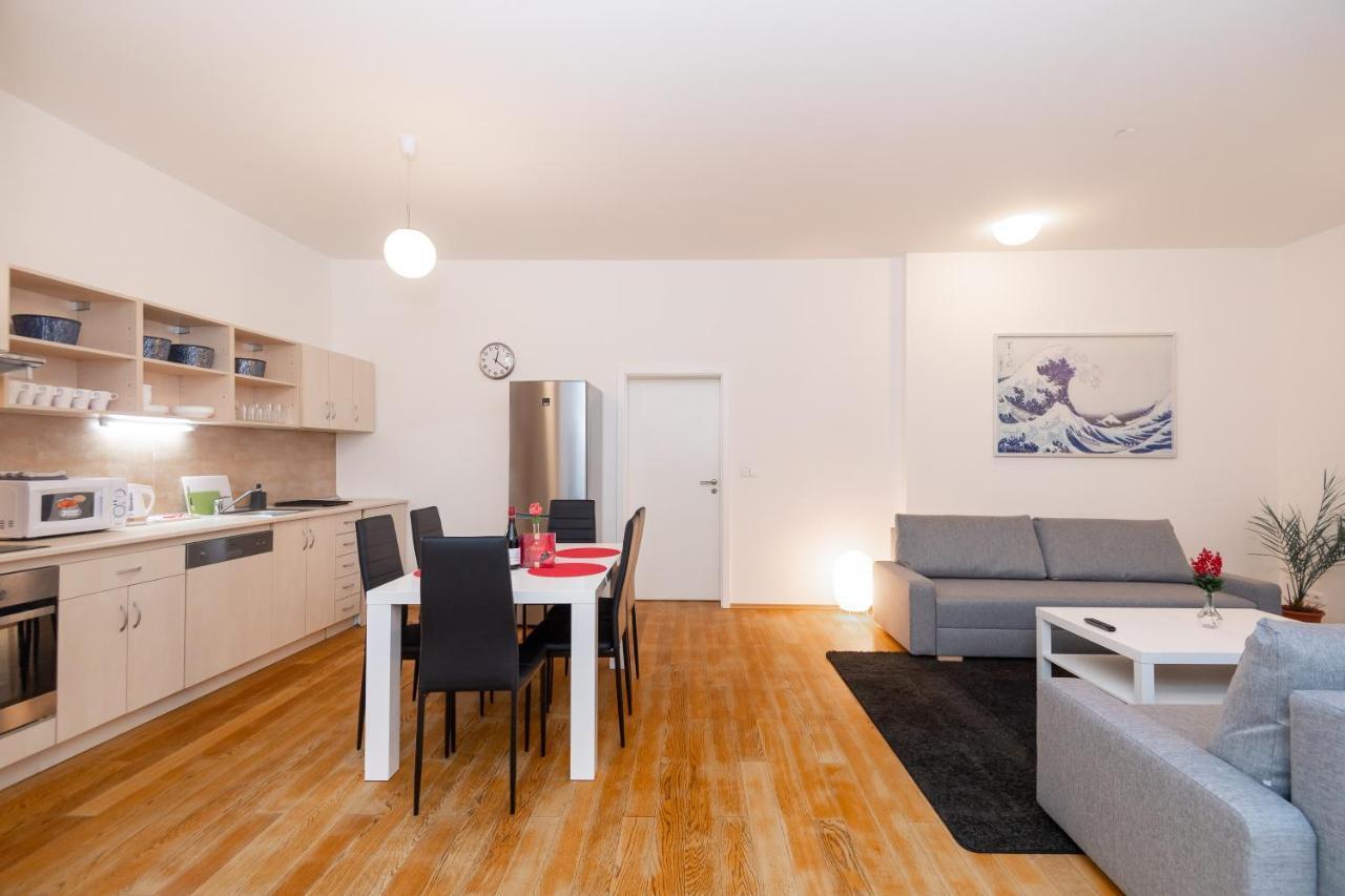 Luxury Apartment In The Center Of براغ المظهر الخارجي الصورة