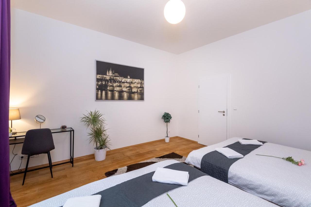 Luxury Apartment In The Center Of براغ المظهر الخارجي الصورة